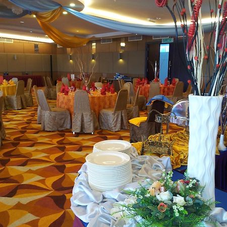 The Klagan Hotel Kota Kinabalu Extérieur photo