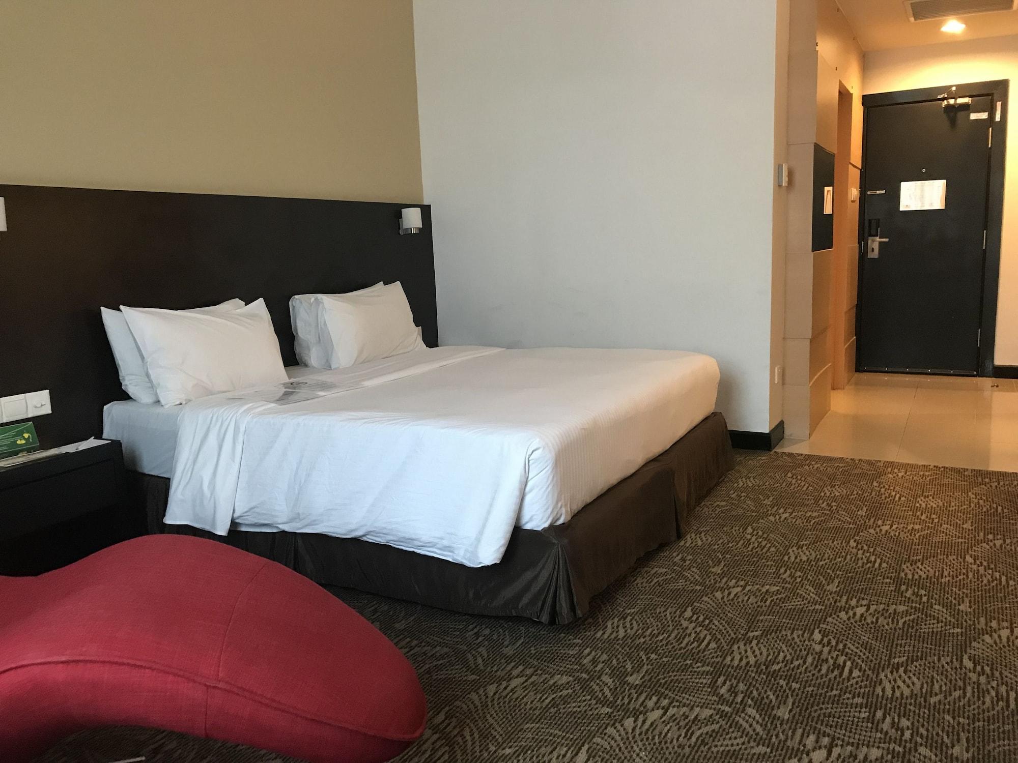 The Klagan Hotel Kota Kinabalu Extérieur photo