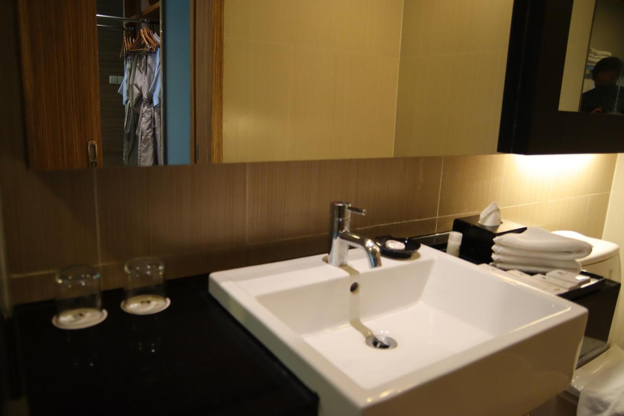 The Klagan Hotel Kota Kinabalu Extérieur photo