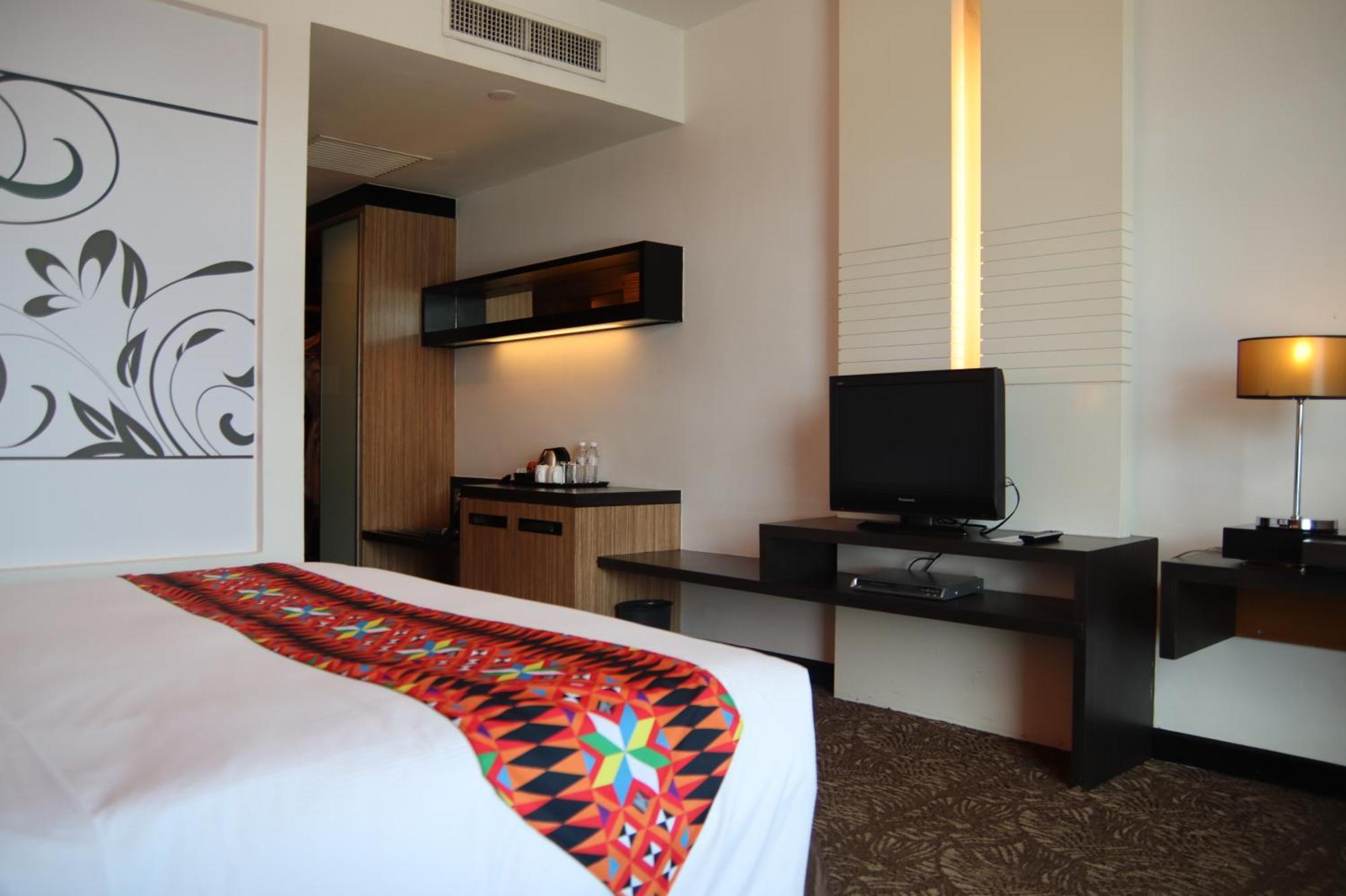 The Klagan Hotel Kota Kinabalu Extérieur photo